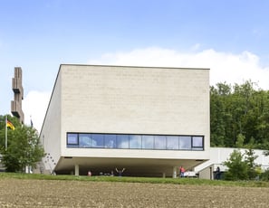 Mémorial Charles de Gaulle et la Croix de Lorraine