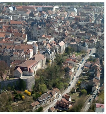 Découverte libre des remparts du Vieux Chaumont