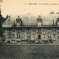 Le château du Grand Jardin en noir et blanc : une histoire à travers la photographie ancienne
