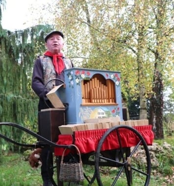 Animation musicale à l'orgue de barbarie