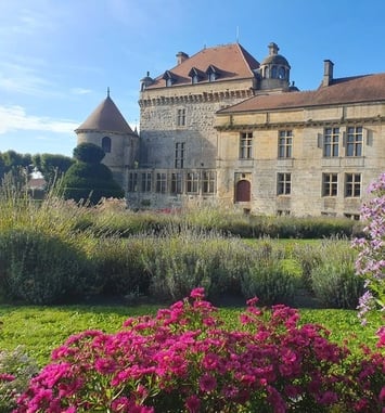 Visitez un château du XVIe siècle et ses jardins avec un guide