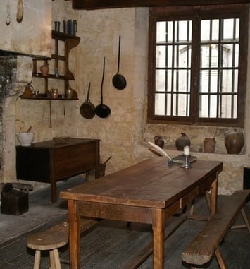 Visite guidée d'un auditoire de 1561 et de ses cachots