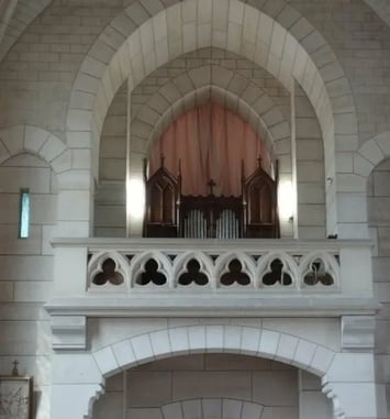 Visitez une église édifiée entre 1880 et 1884, et découvrez son orgue